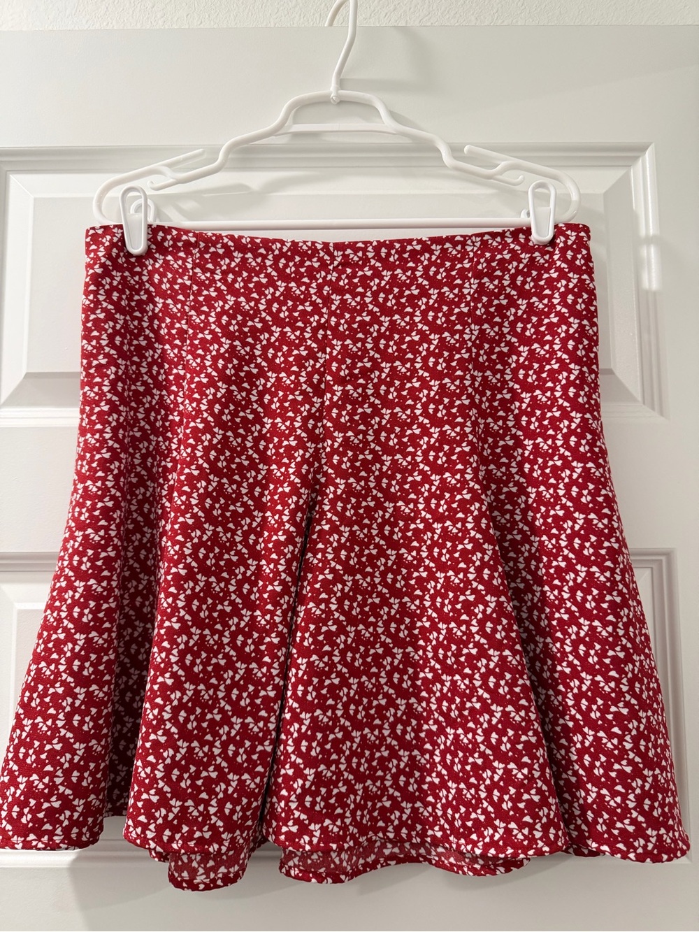 LC Lauren Conrad Red Floral Circle Skirt